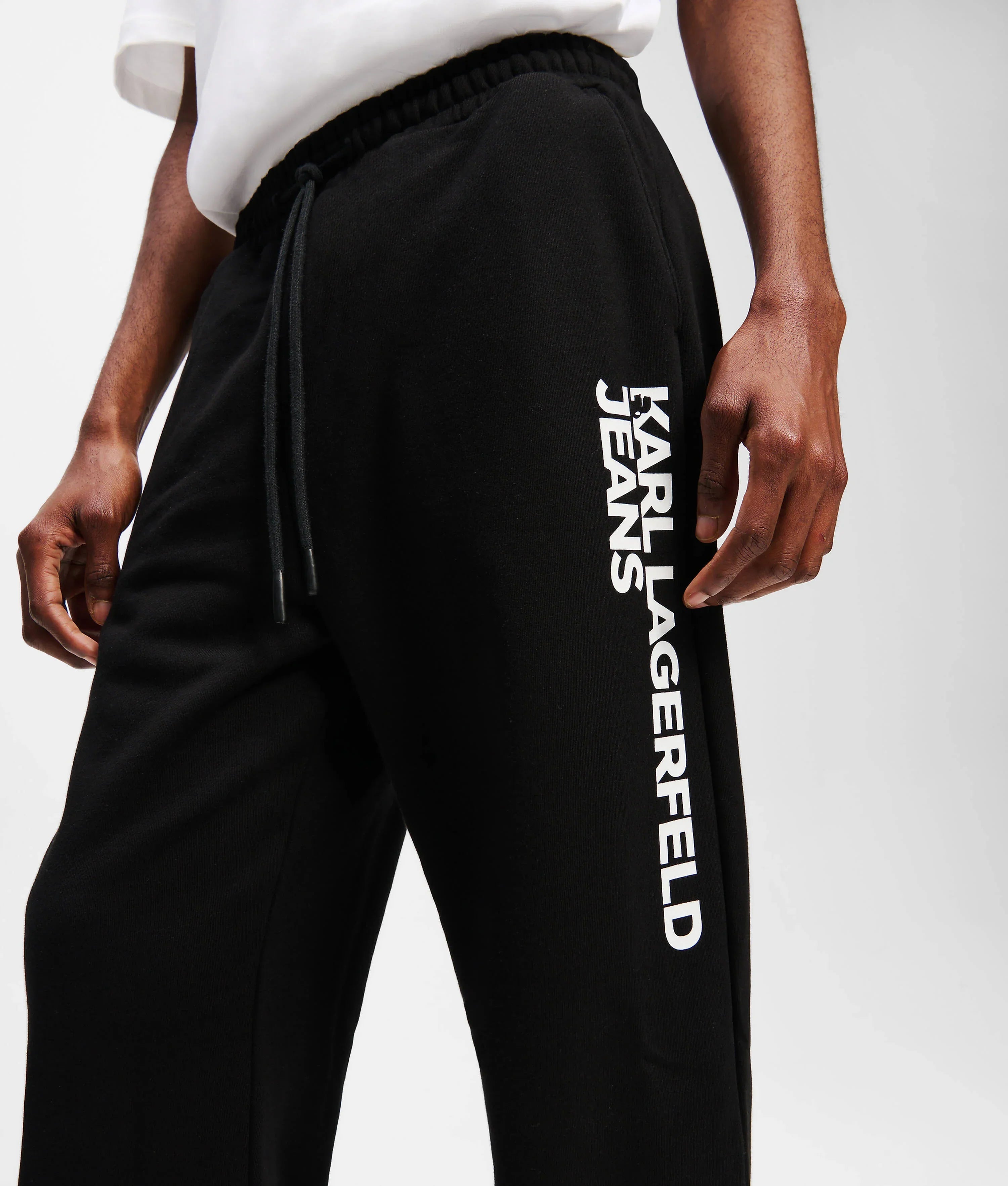 SLIM-FIT SWEATPANTS