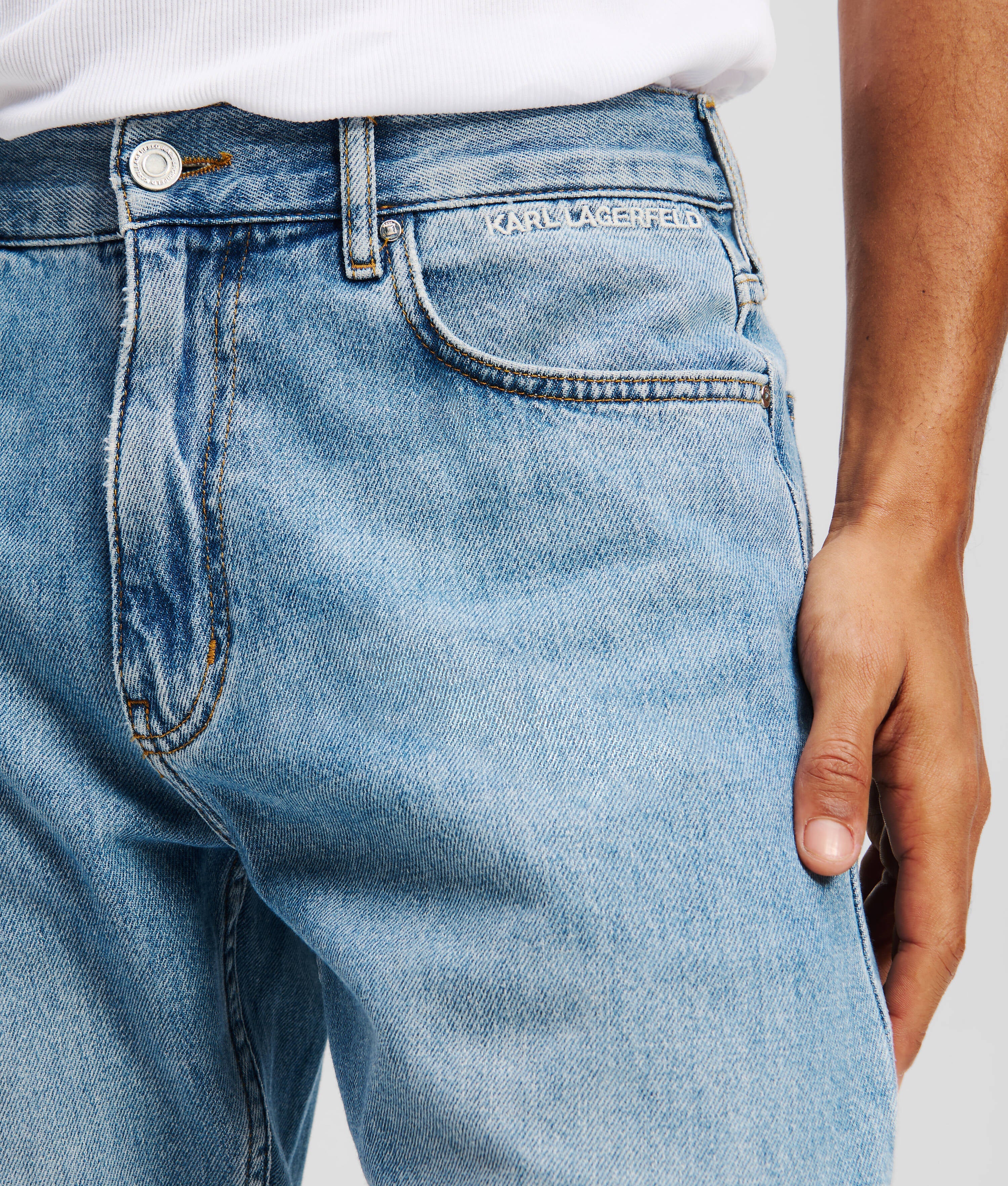 KARL LOGO TAPERED JEANS