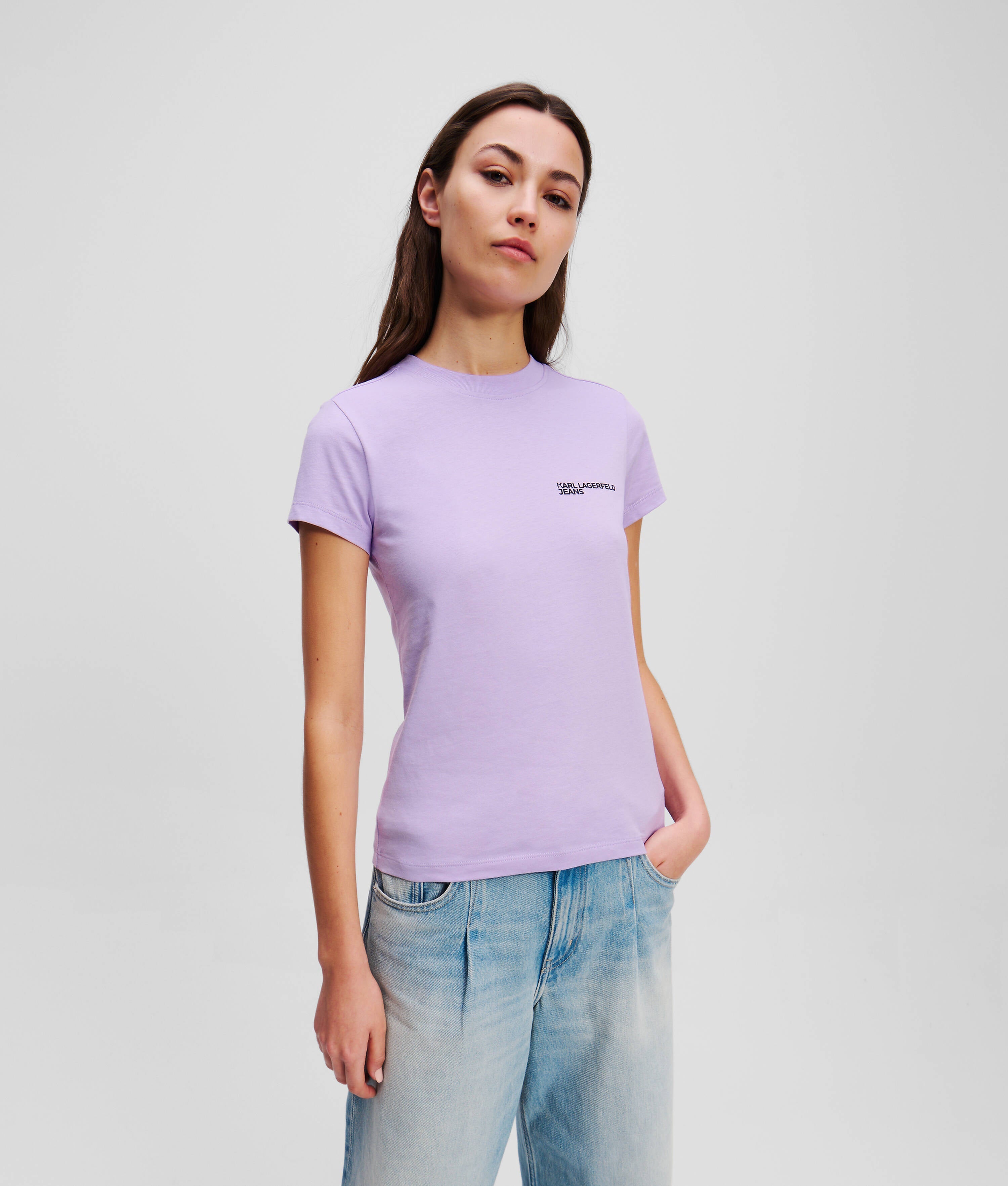 SLIM-FIT T-SHIRT