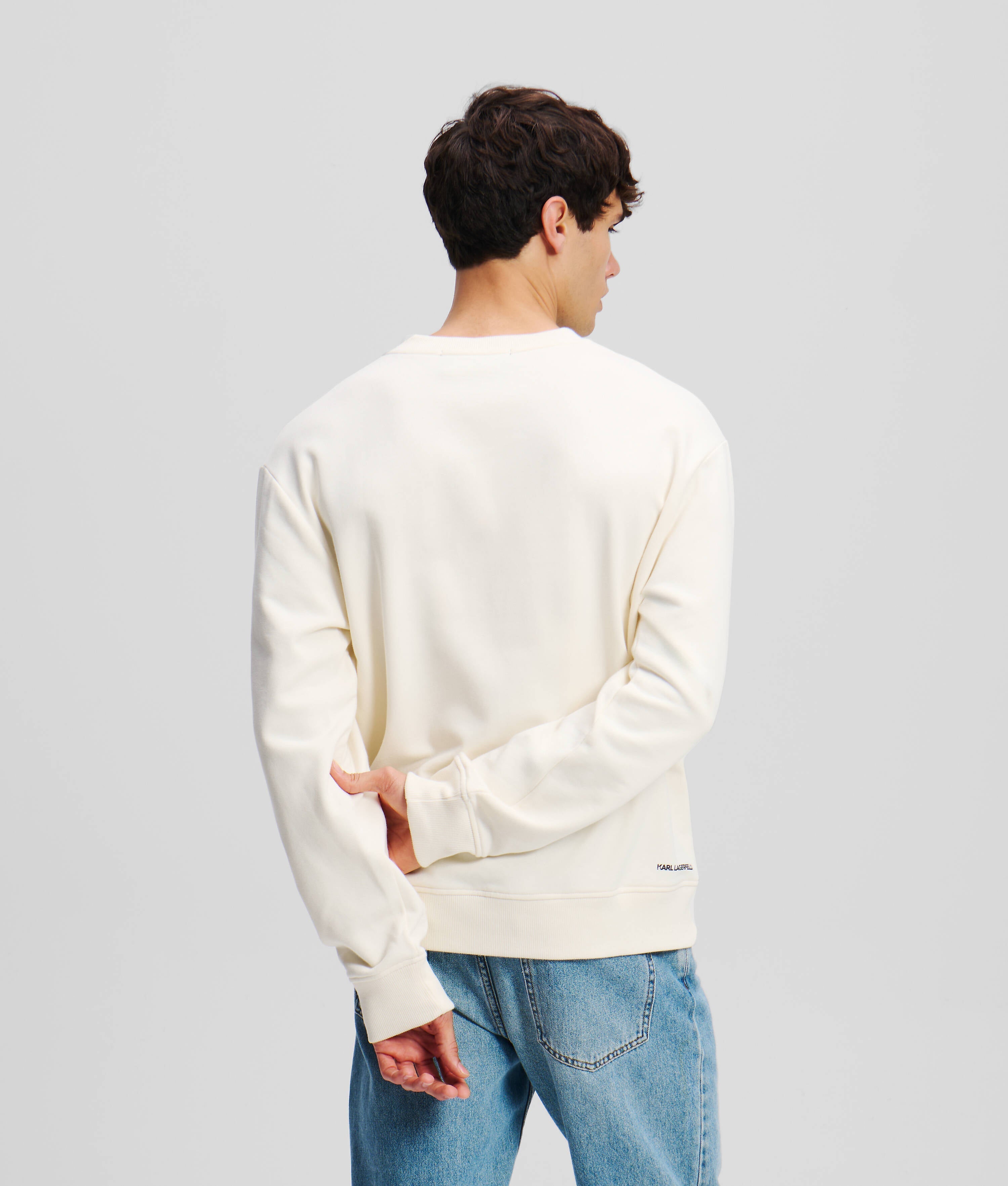 IKON GRAPHIC SWEATSHIRT