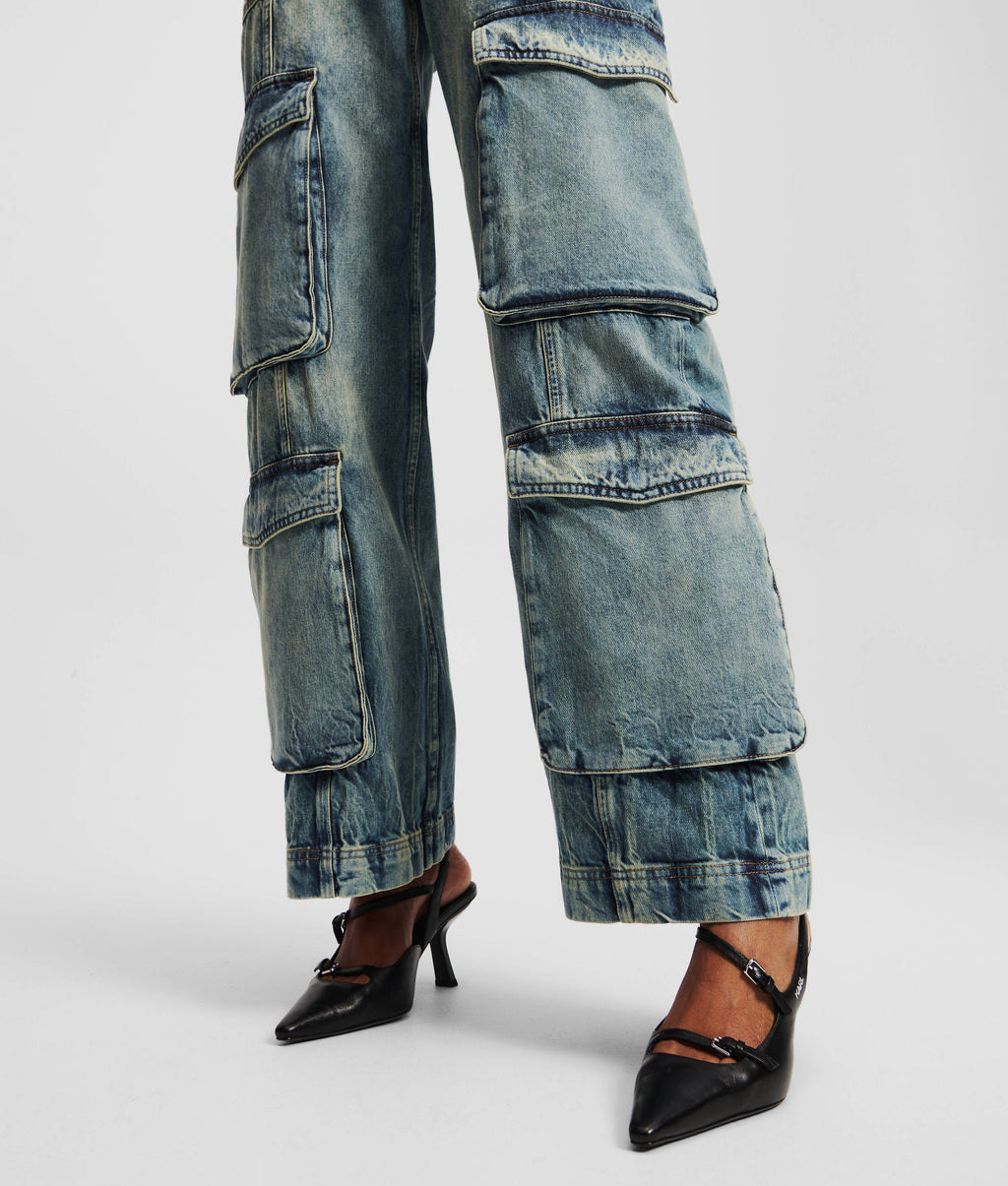 UTILITY MID-RISE RELAXED JEANS