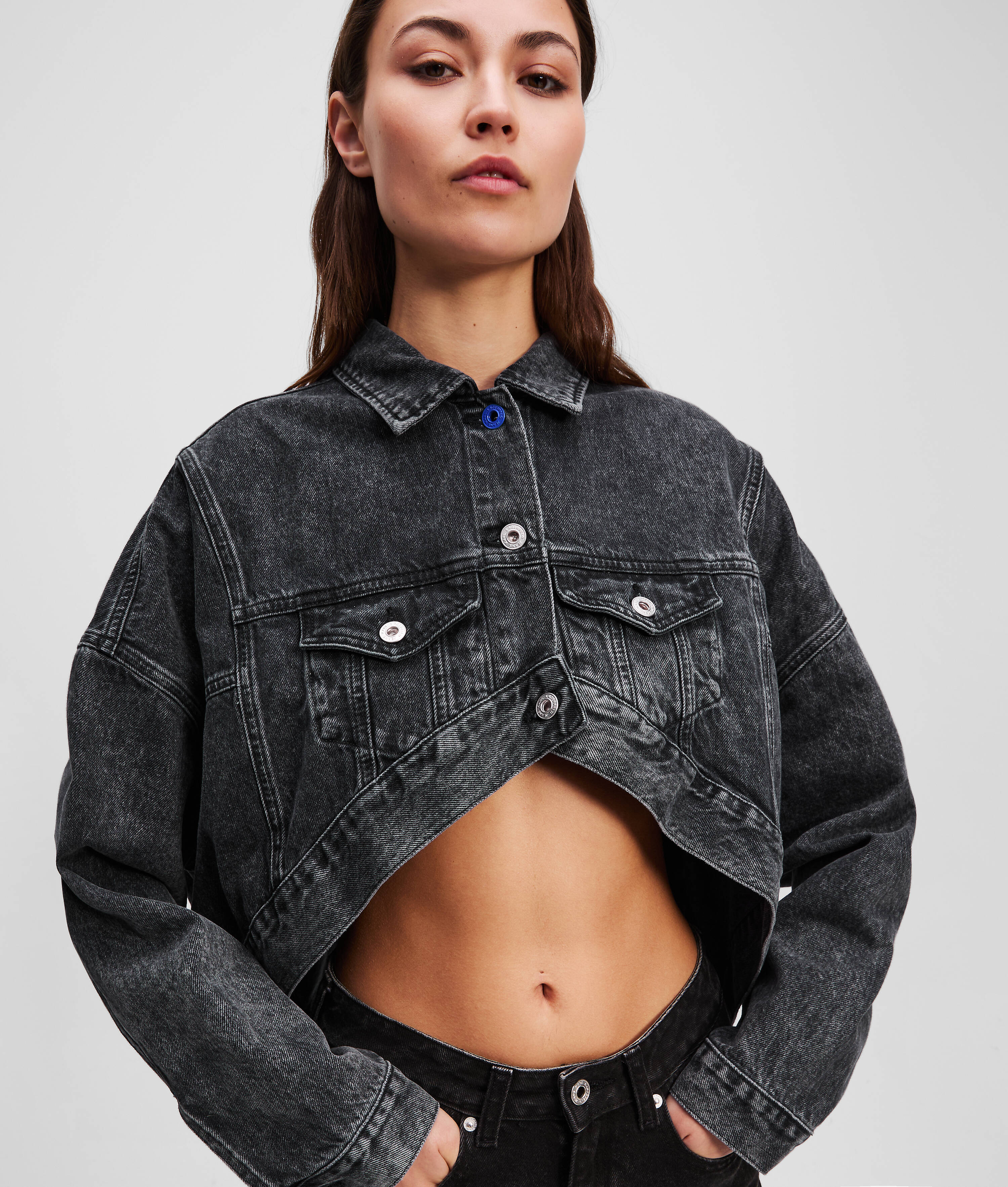 OVERSIZED CROPPED DENIM JACKET