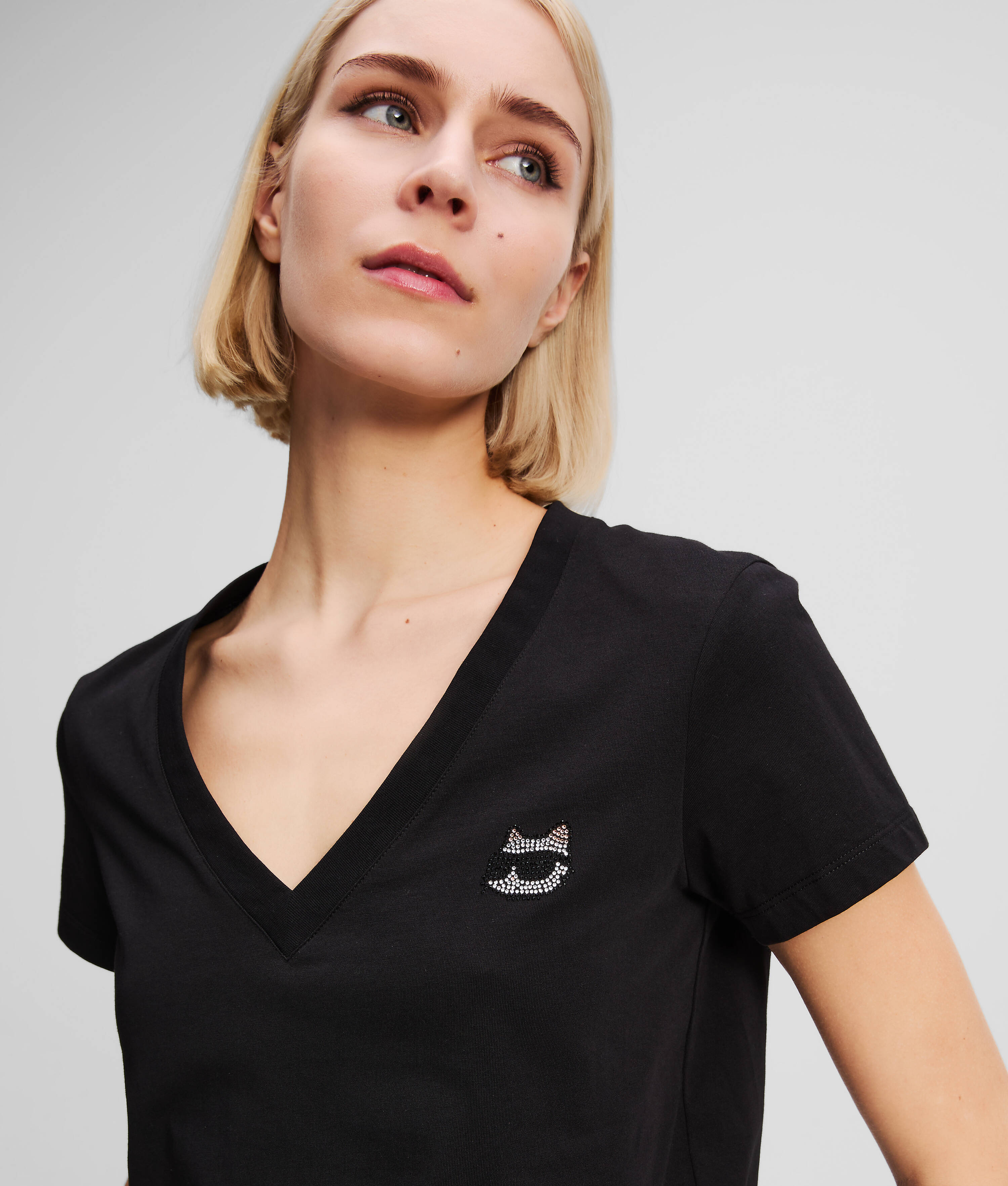 RHINESTONE IKON CHOUPETTE V-NECK T-SHIRT